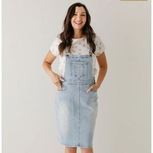 Women’s size 10 Main Street Exchange Emerson light denim overall dress